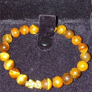 Feng Shui real 18k PI xiu bracelet wealth luck bracelet, natural tiger eye stone